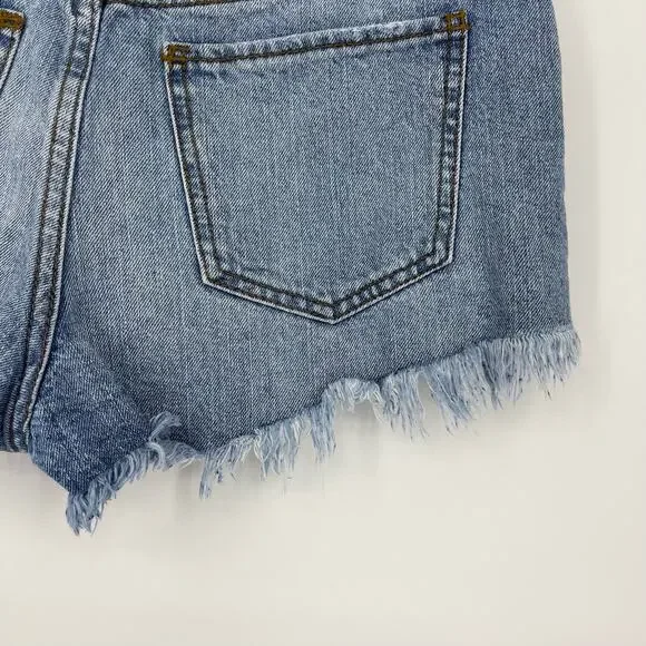 We The Free Button Fly Denim Shorts Raw Hem Size 28 Concert Short Shorts Boho - Picture 15 of 16